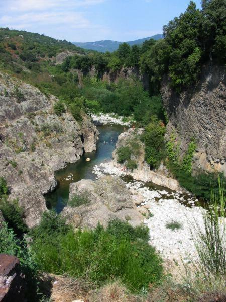 camping bonneval Jaujac Esterno foto